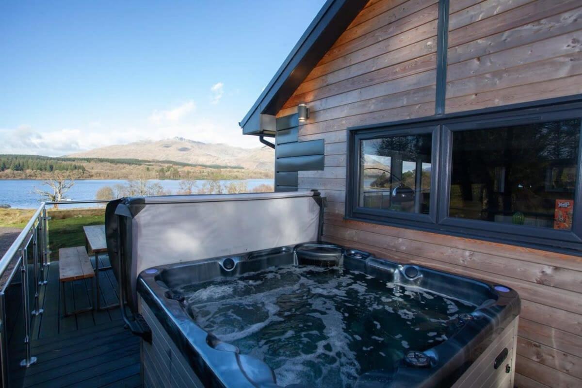 New Build Lodge With Stunning Views Of Loch Awe Hayfield  المظهر الخارجي الصورة