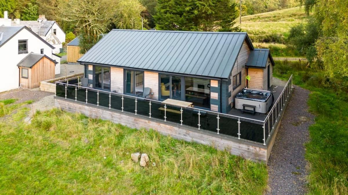 New Build Lodge With Stunning Views Of Loch Awe Hayfield  المظهر الخارجي الصورة