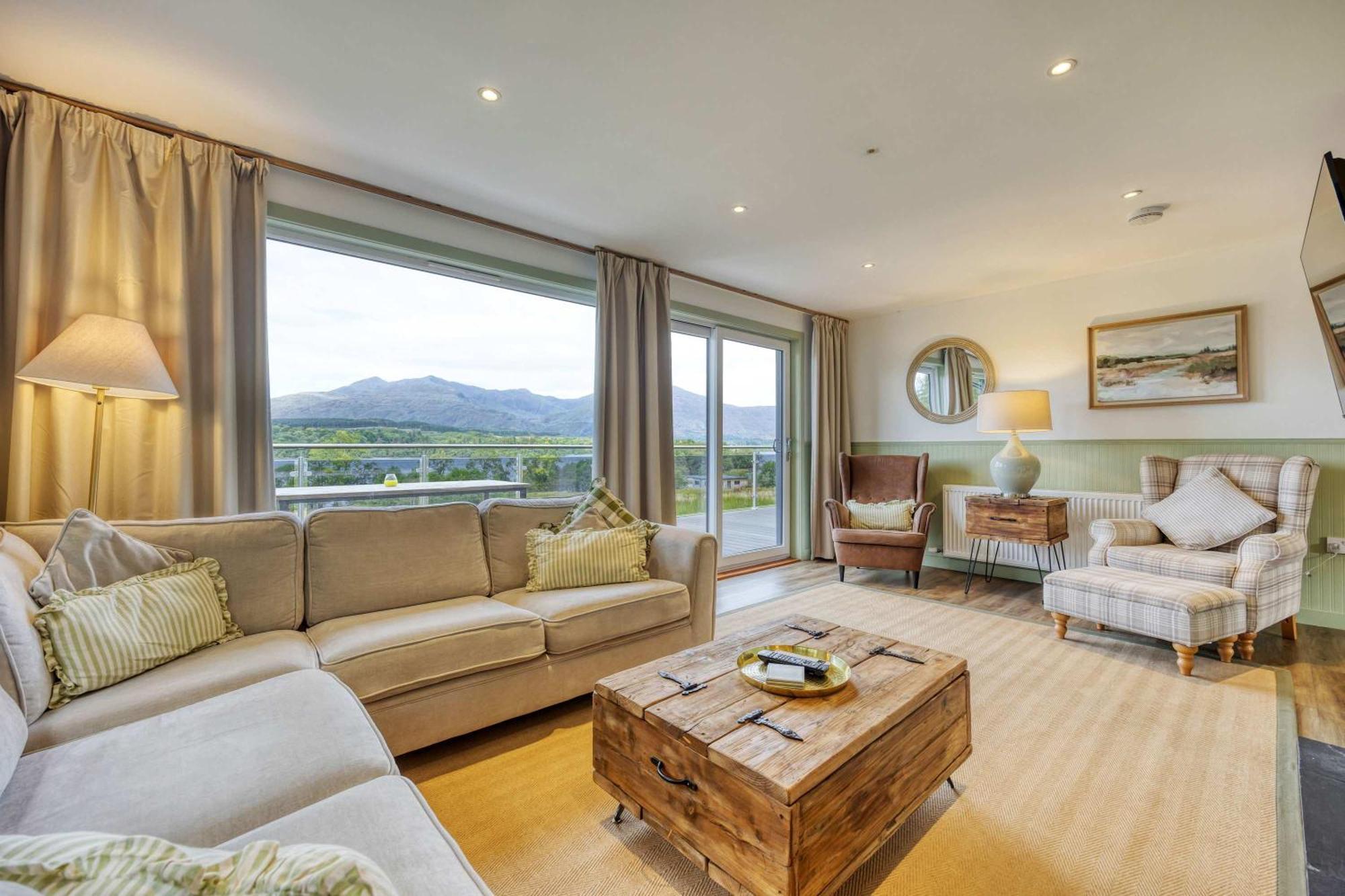 New Build Lodge With Stunning Views Of Loch Awe Hayfield  المظهر الخارجي الصورة